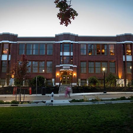 فندق Mcmenamins Anderson School بوثيل المظهر الخارجي الصورة